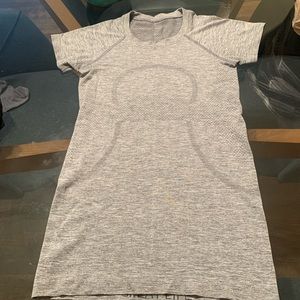 Lululemon swiftly tech crew 2.0